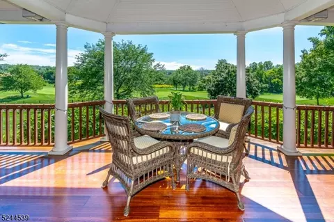 6 Flanders Valley Ct, Montgomery, NJ 08558