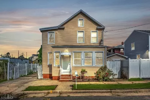 166 Lafayette St, Rahway, NJ 07065