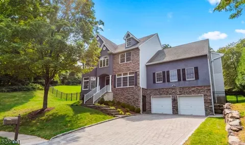 2 Bakley Ter, West Orange Twp, NJ 07052