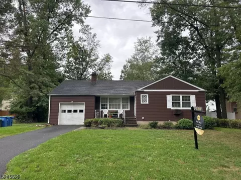 279 Lewis St, North Plainfield, NJ 07060