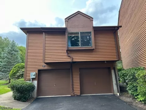 17 Heritage Way, Rockaway, NJ 07866