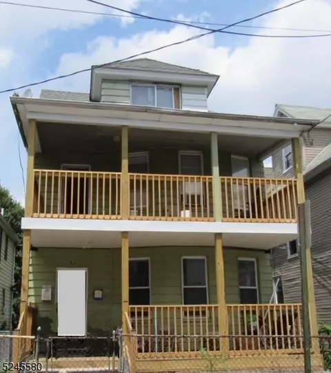 82 Henry St #2, Passaic, NJ 07055