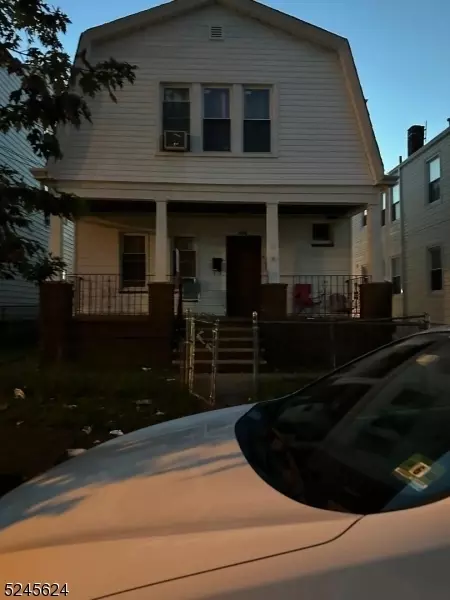 60-62 E 19th St, Paterson, NJ 07524
