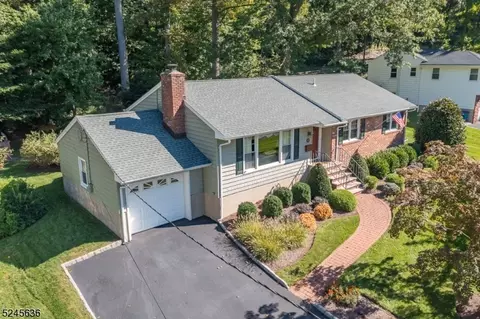 83 Pittsford Way, New Providence, NJ 07974
