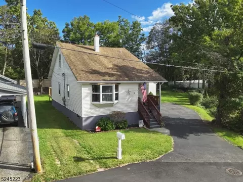 2 John Wilton St, Franklin, NJ 07416
