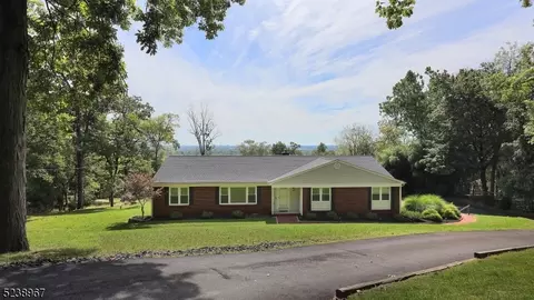1896 Woodland Ter, Bound Brook, NJ 08805