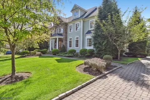 3 Briarwood Rd, Florham Park, NJ 07932