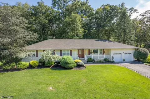 128 Konner Ave, Pine Brook, NJ 07058