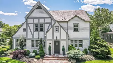 827 Cedar Ter, Westfield, NJ 07090
