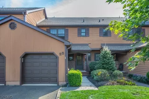 25 Manor Dr, Hillsborough, NJ 08844