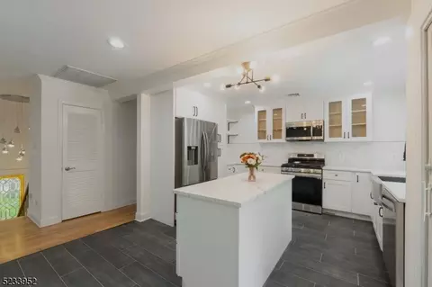 77 Old Brookside Rd, Randolph, NJ 07869 photo 11