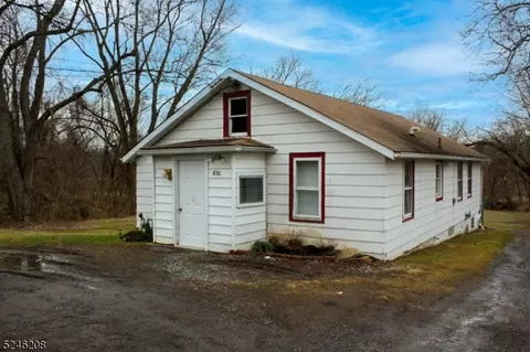 896 State Route 57, Greenwich Twp, NJ 08886