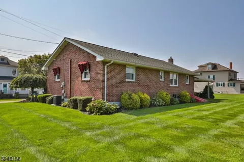 626 Grant St, Alpha, NJ 08865 photo 46