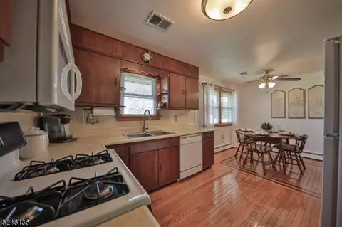 626 Grant St, Alpha, NJ 08865 photo 11