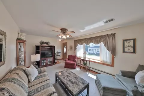 626 Grant St, Alpha, NJ 08865 photo 8