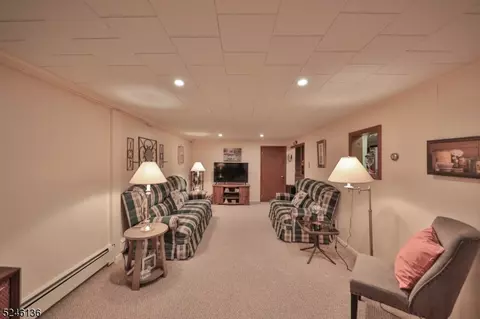 626 Grant St, Alpha, NJ 08865 photo 28