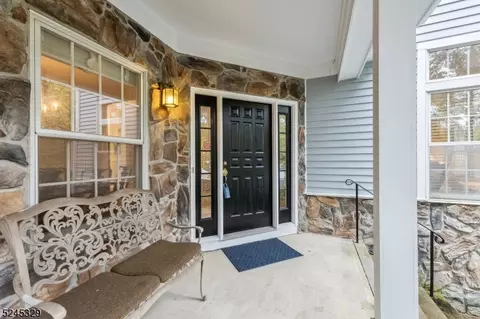 78 Glen Rock Rd, Cedar Grove, NJ 07009