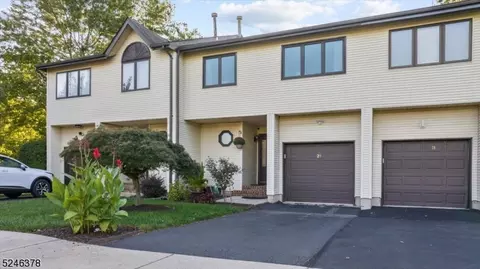 29 Olive Ct, Flemington, NJ 08822