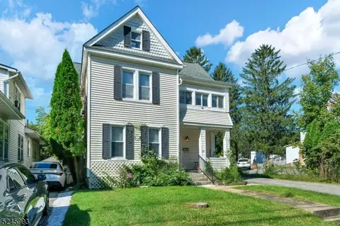 34 Diller Ave, Newton, NJ 07860