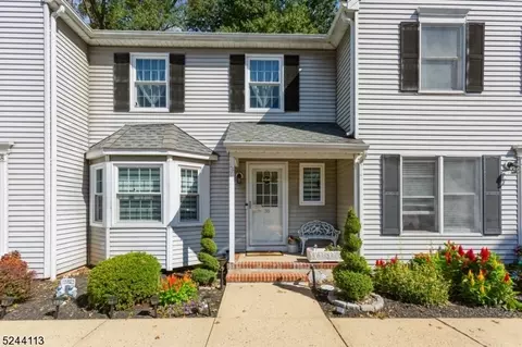 36 Village Ct, Bound Brook, NJ 08805