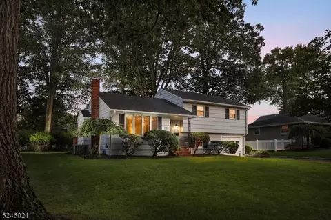 222 Delaware St, Westfield, NJ 07090