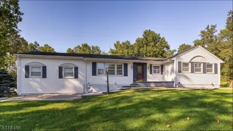 28 Claire Dr, Bridgewater, NJ 08807