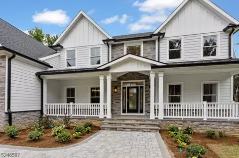 72 Old Stirling Rd, Warren, NJ 07059