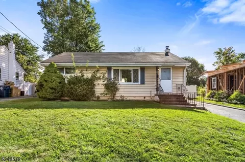 20 Clauss Rd, Clark, NJ 07066