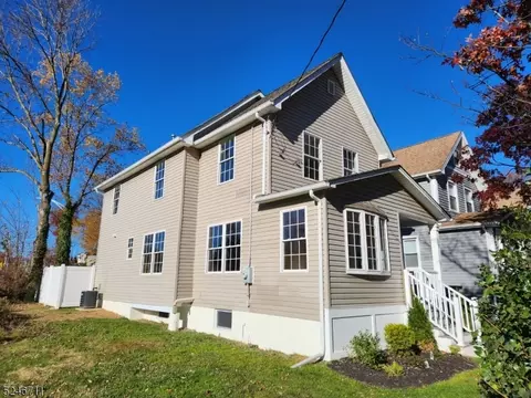 3 Hayes St, Cranford, NJ 07016