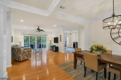 5205 Chesterwood Way, Somerset, NJ 08873