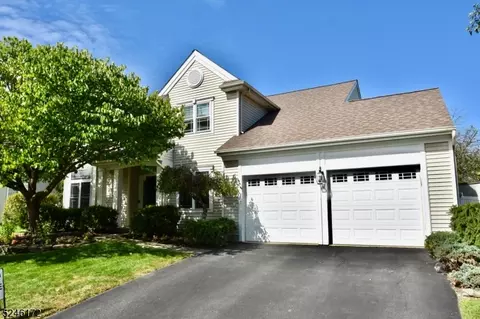 8 Little Doe Run, Jefferson, NJ 07438