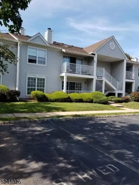 13 Chelsea Ct #13, Franklin Park, NJ 08823