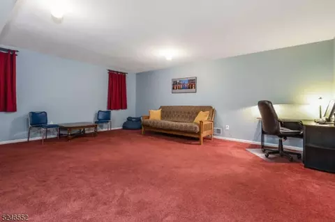 4 Cypress Ct, Clinton, NJ 08809 photo 17