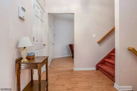 4 Cypress Ct, Clinton, NJ 08809 photo 4