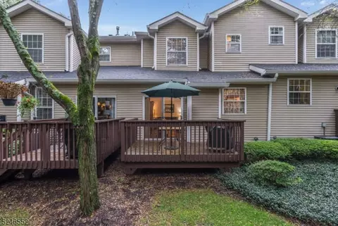 4 Cypress Ct, Clinton, NJ 08809 photo 32