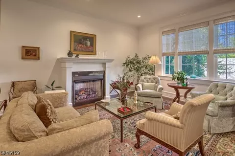 80 Claremont Rd UNIT 102, Bernardsville, NJ 07924