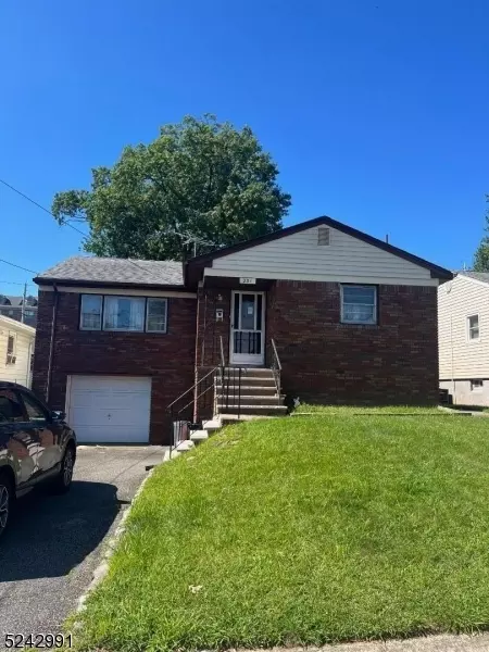 231 Maitland Ave, Paterson, NJ 07502