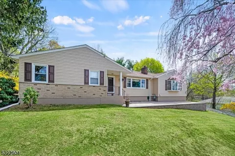 22 Treaty Rd, Randolph, NJ 07869