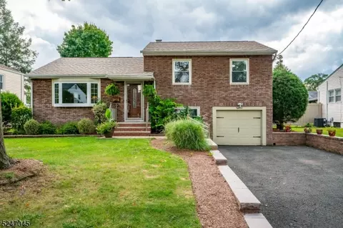 18 Osborne Pl, West Orange, NJ 07052