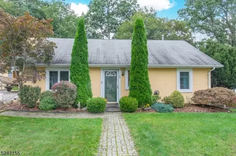 167 Pennsylvania Ave, Jefferson, NJ 07849