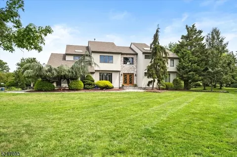 3 Woodview Dr, Montgomery, NJ 08502