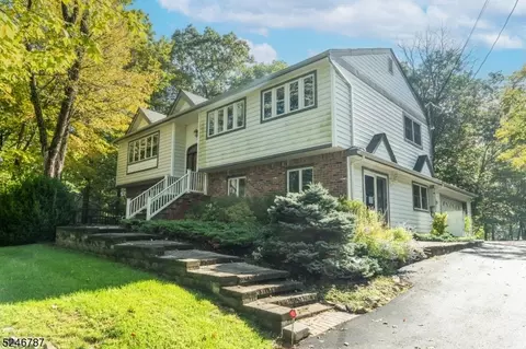 197 Alpine Trl, Sparta, NJ 07871