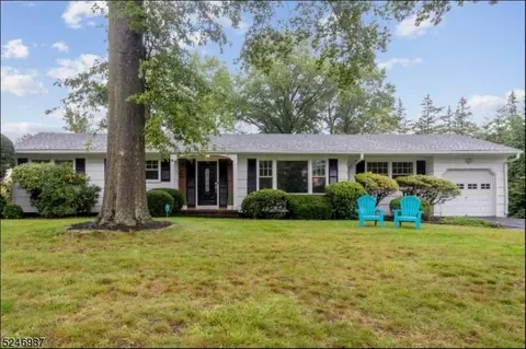 20 Union Rd, Parsippany-troy Hills Twp, NJ 07054