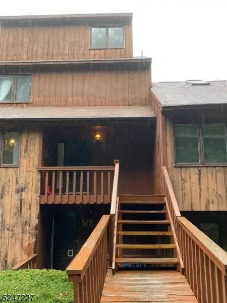 2 Village Way #3, Vernon, NJ 07462