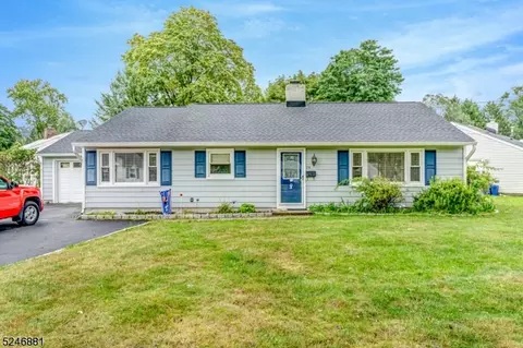 26 Lynn Ave, Middlesex, NJ 08846