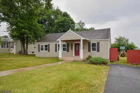 12 Sunrise Ter, Washington, NJ 07882