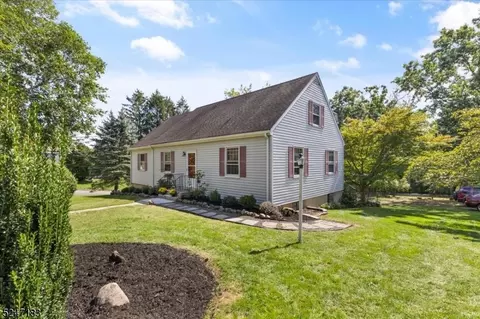 2152 Washington Valley Rd, Bridgewater Twp, NJ 08836