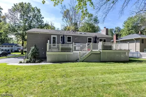 88 Sutton Dr, Berkeley Heights, NJ 07922 photo 27