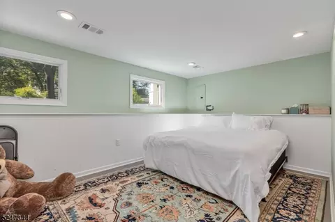 88 Sutton Dr, Berkeley Heights, NJ 07922 photo 23