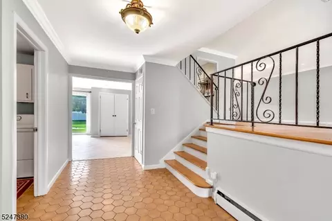 15 Devon Rd, Edison, NJ 08820 photo 6